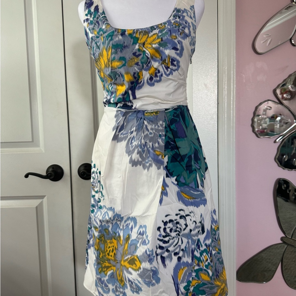 Tahari Blue and Yellow Ruched Tie Front Midi Dress